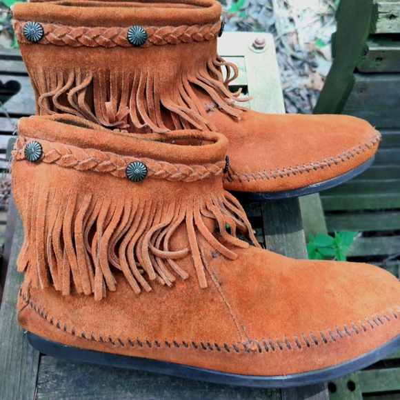 Minnetonka Boot Moccasin Hi top back zip  Suede Leather Size 10 Rubber Sole - Picture 4 of 9
